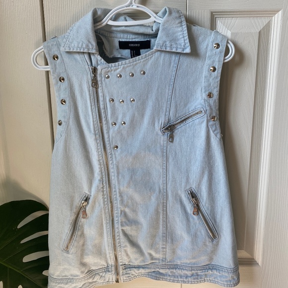 Forever 21 Denim Vest - Picture 1 of 2